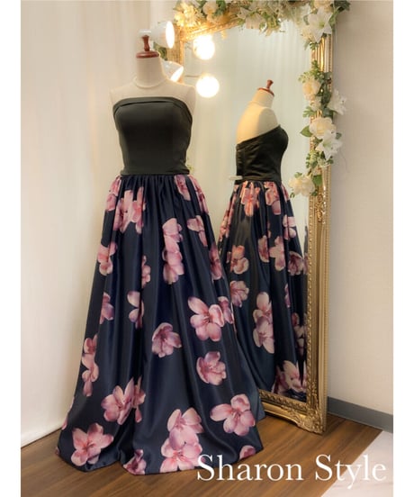 ブラック×ネイビー×花柄ベアトップドレス　MLサイズ