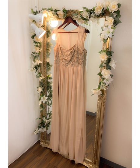 ADRIANNA PAPELL ペンタゴンネック シースルースリーブドレス　ベージュ