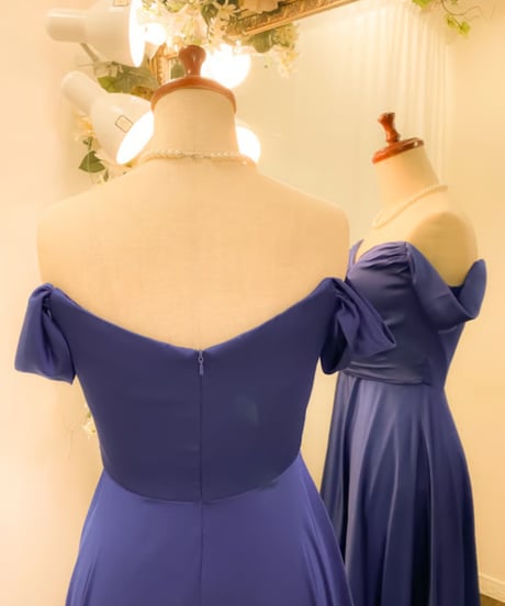 オフショルダー ラップスタイルドレス　ロイヤルブルー　S-Mサイズ
