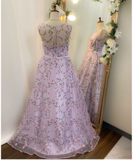 マルチカラー花柄刺繍ドレス(プラスサイズあり）ラベンダー