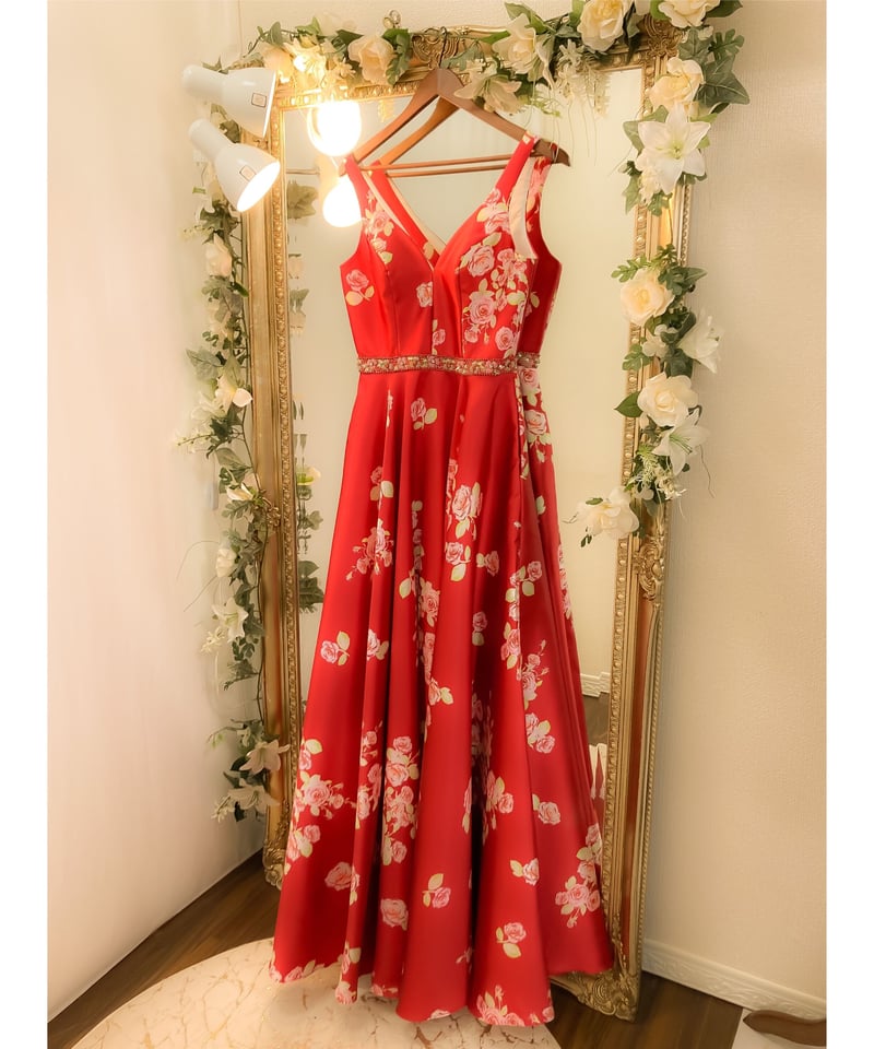 デコルテの薔薇が美しいバイカラーのベア イブニングドレス デコルテの薔薇が美しいバイカラーのベア イブニングドレス