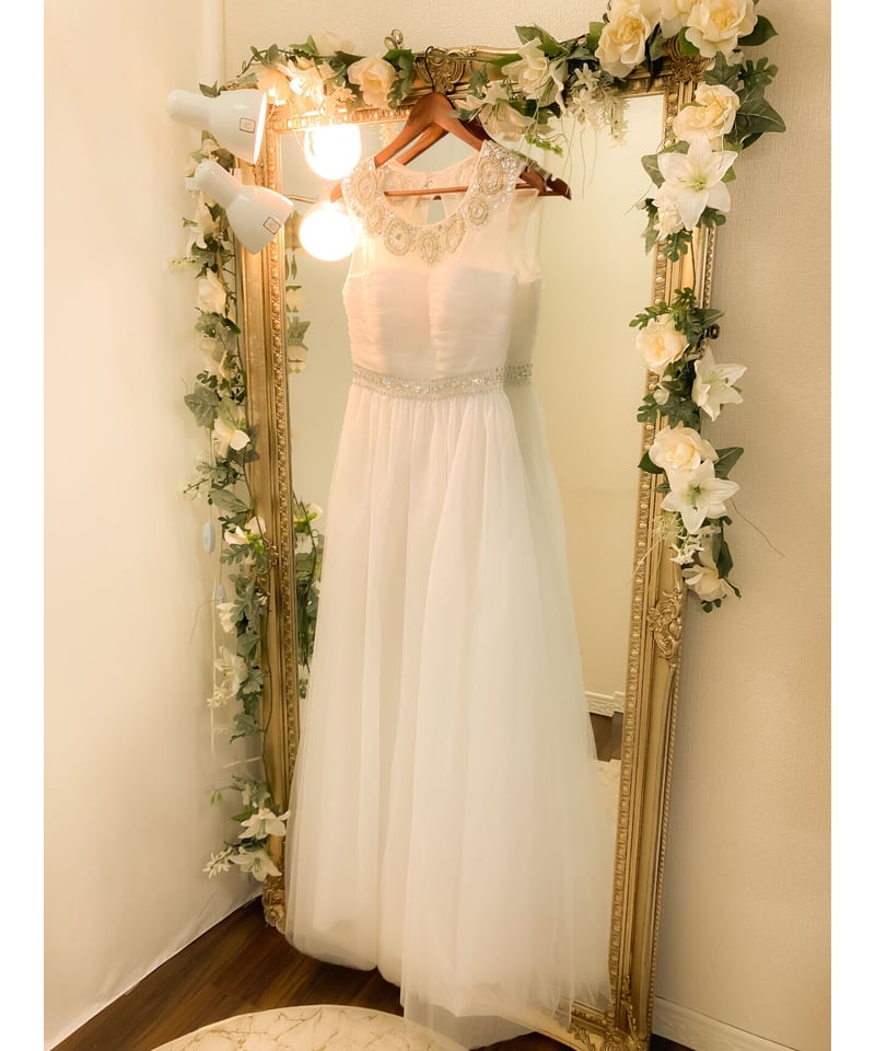 ネックレスビジュー スリーブレスドレス ホワイト | Sharon Style