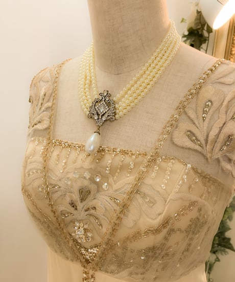 SUE WONG ノースリーブエンパイアドレス　シャンパン