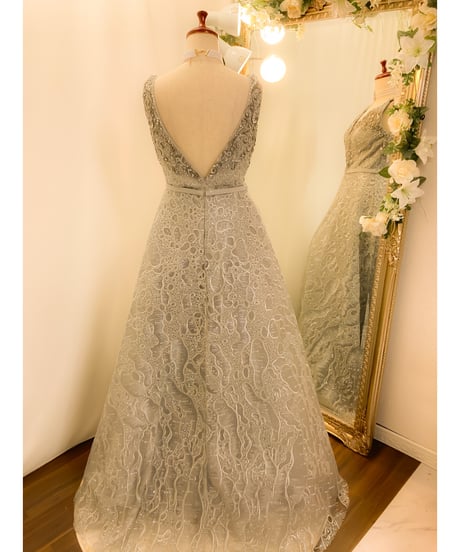ゴージャスVネック グリッター レースドレス　シルバー　ML-Lサイズ