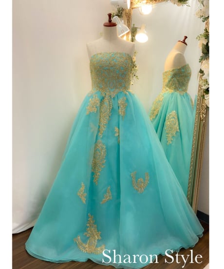 ゴールド刺繍アップリケ ベアトップボリュームドレス