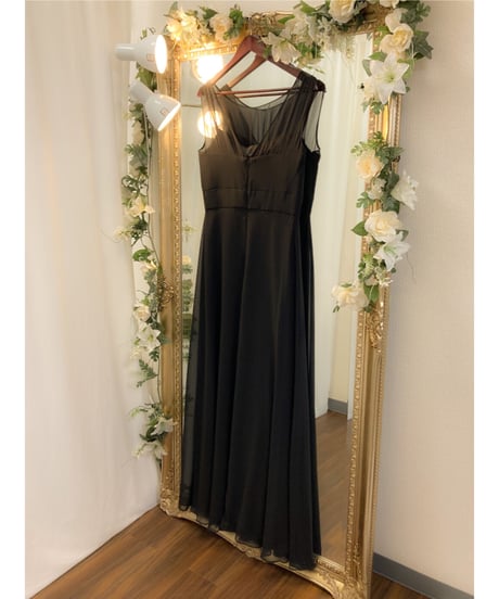 シンプルデザイン Aラインドレス (L,XLサイズ)　ブラック
