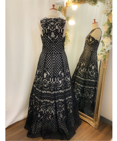 ブラック 総刺繍レース インポートドレス