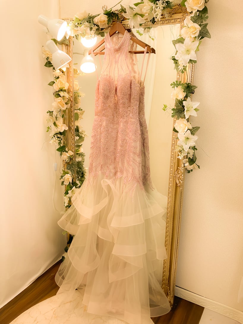 Mac Duggal ☆レースのプランジネック マーメイドドレス ホルターハイネック レース マーメイドドレス ホワイト | Sharon