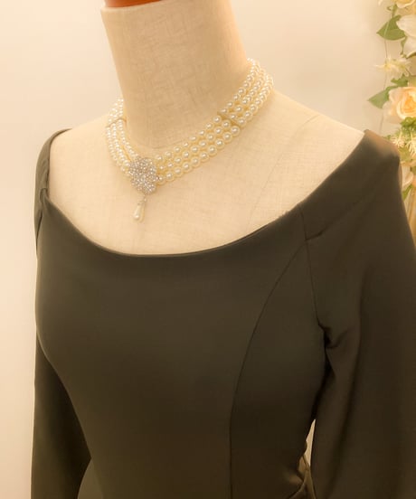 オフショルダー ロングスリーブドレス　ブラック　M,MLサイズ
