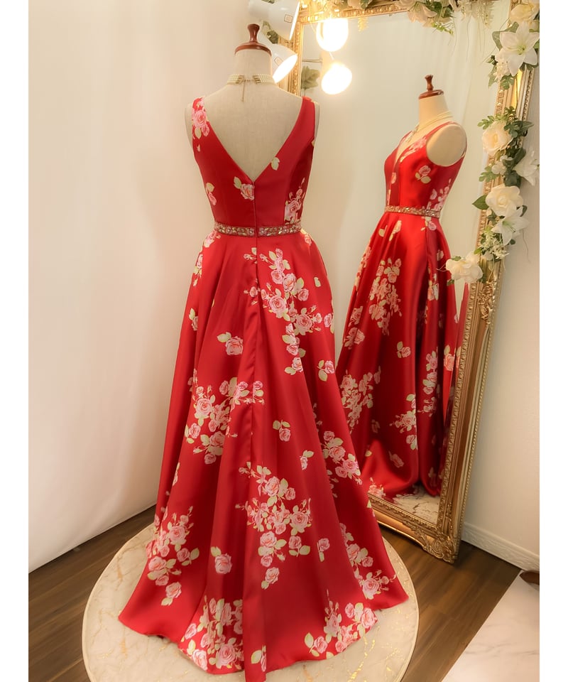デコルテの薔薇が美しいバイカラーのベア イブニングドレス カラードレス 演奏会 コンサート 披露宴 パーティードレス