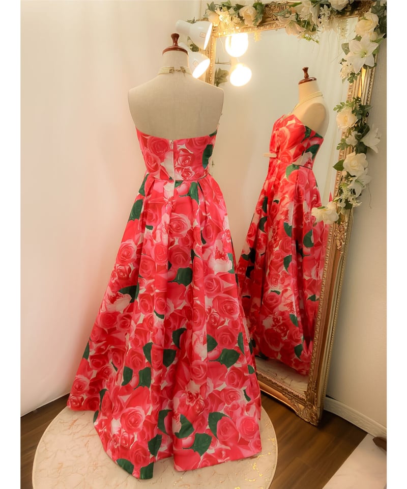 高品質！ カラードレス ローズピンク 花びら付き ベアトップ（カラー  