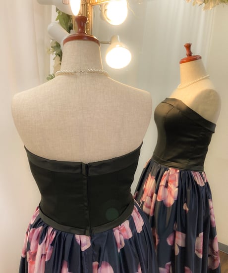 ブラック×ネイビー×花柄ベアトップドレス　MLサイズ