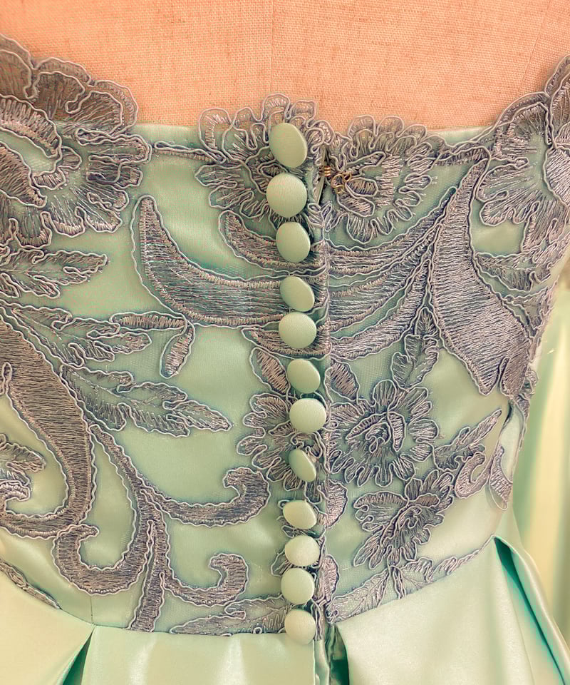 AKEMI☆ヴィンテージサテンハーフトーンプリーツドレス ボックスプリーツ ボールガウン サテンドレス ミントブルー