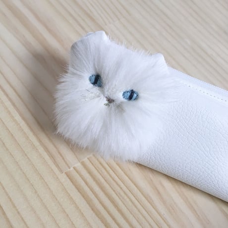 歯ブラシ入れにもペンケースにも まっ白猫のスリムケース【受注製作】Pinpignon チンチラ猫モチーフ