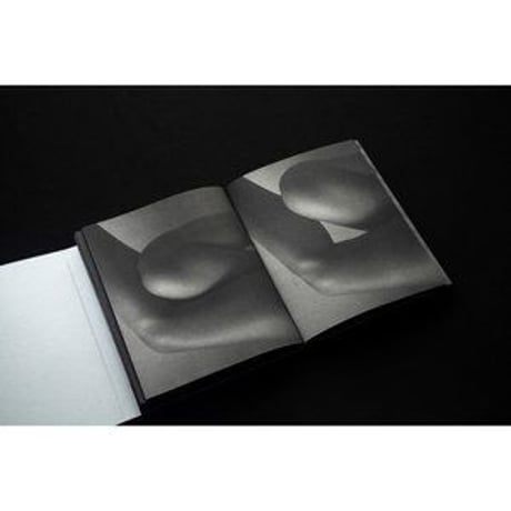 市田小百合「Absentee」