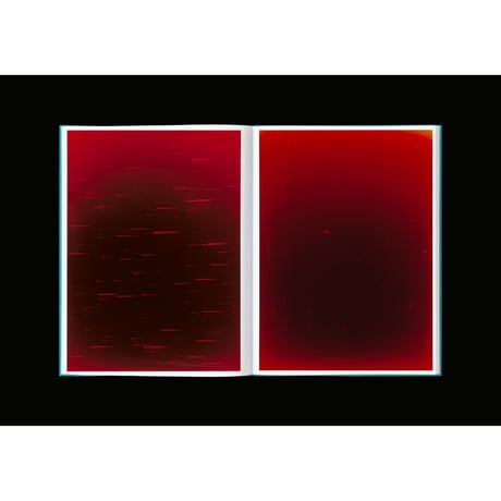 Caroline Corbasson/Andrea Montano『HEAT』