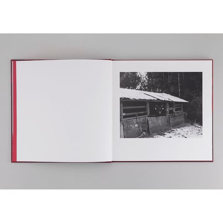 村越としや写真集『火の粉は風に舞い上がる』