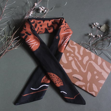 nest scarf
