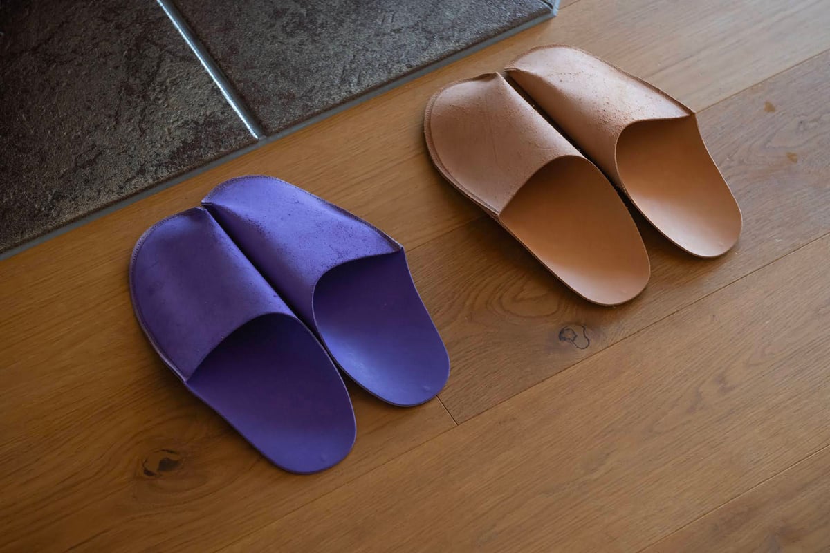 001 スリッパ おとな / キャメル | トートーニー 001 スリッパ おとな / キャメル | トートーニー