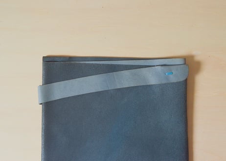 005 バッグ A4 たて ／  経年品