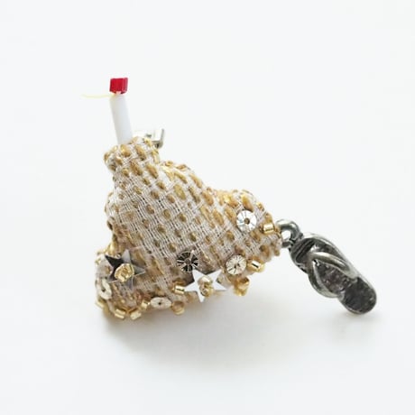 Miniature Sand Castle Brooch