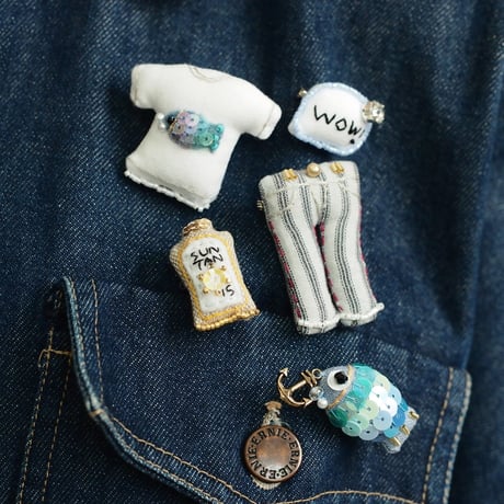 Striped Pants Brooch