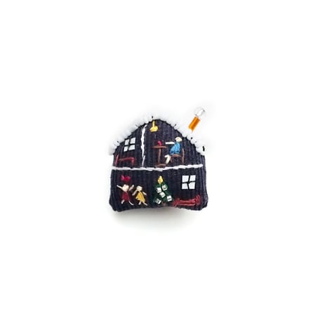 Miniature Doll House Brooch(navy)