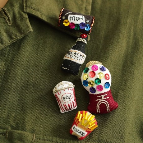 Gumball Machine Brooch