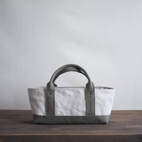 ＊受注制作＊【MILITARY TWILL】蓋付きしかくトート　よこなが（キナリ×モスグリーン）