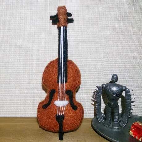 【ご注文品】フェルトのチェロブローチ（立体）
