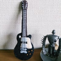フェルトのギターブローチ（レスポール）