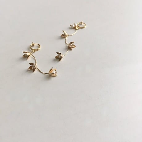 アシンメトリーイヤリング | STORES