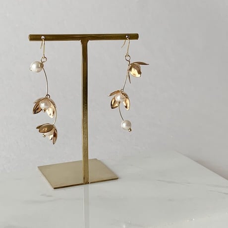 Blooming Flower Pierced Earrings