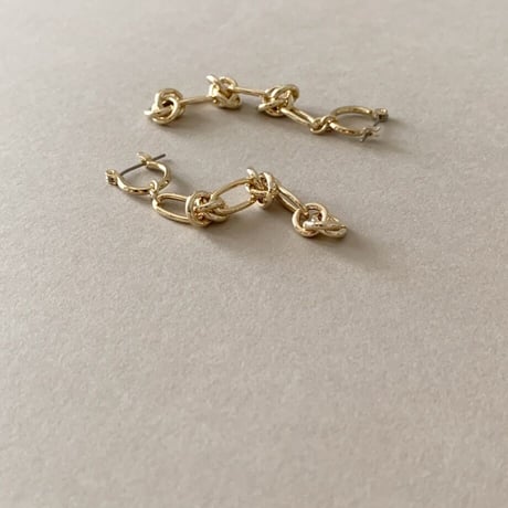 Statement Chain Pierced Earrings