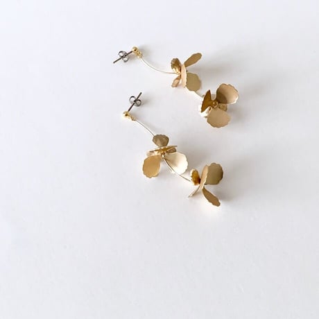Blooming Flower Pierced Earrings【2023.A/W】