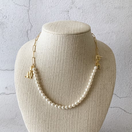 Pearl & Cable Chain with Cat Necklace