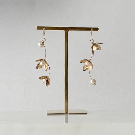 Blooming Flower Pierced Earrings