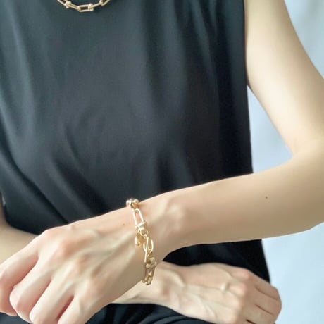Chunky Gold Chain Bracelet