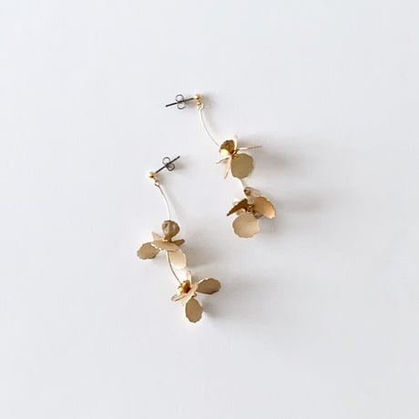 Blooming Flower Pierced Earrings【2023.A/W】