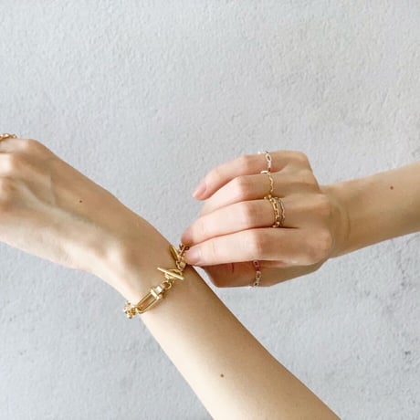 Chunky Gold Chain Bracelet