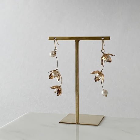 Blooming Flower Pierced Earrings