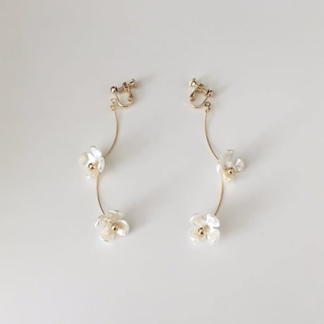 Tiny Pearl Flower Clip on Earrings