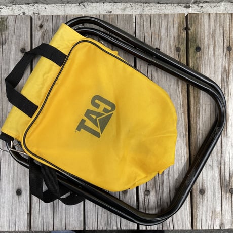 CAT pocket folding chair