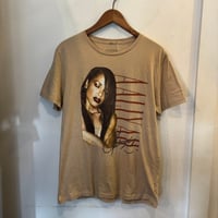 Aaliyah portrait tee (M)