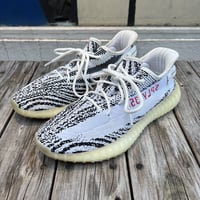 【web限定】adidas YEEZY BOOST 350 V2 (28.0cm)