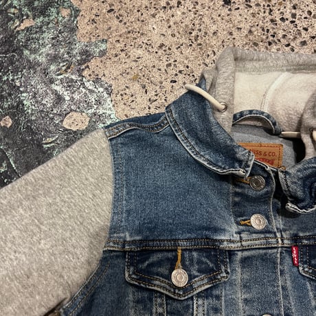 【web限定】Levi's hybrid original truker jacket (XS)
