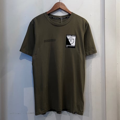 THE NORTH FACE STEEP TECH print tee (M)