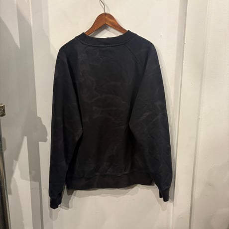 BDG "bleached" crewneck sweat(M)