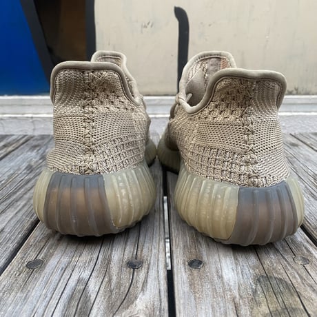 【web限定】adidas YEEZY BOOST 350 V2 (26.5cm)