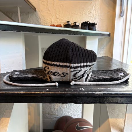 NEWERA New York Yankees Knit Trapper (ONESIZE)
